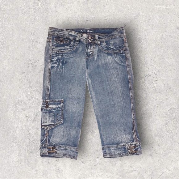 Capri Jeans - Picture 1 of 3